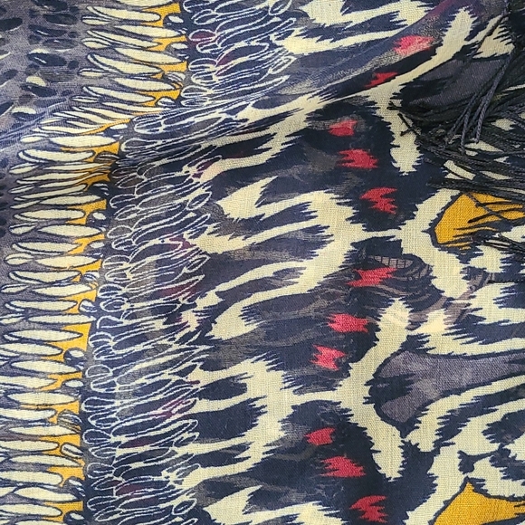 Boho tribal lightweight poncho/scarf - Picture 12 of 13